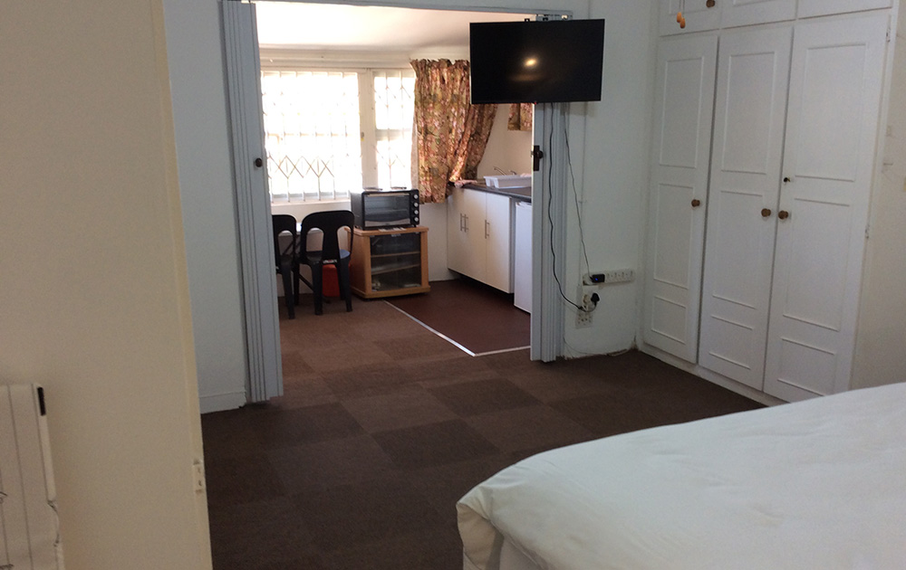 Clinch Self Catering Guest House Cosy Den
